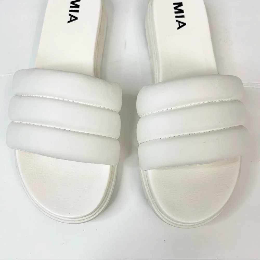 EUC MIA Cimone Quilted Slip On Platform Slide Sandal
